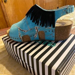 COPY - Crazy train wedges